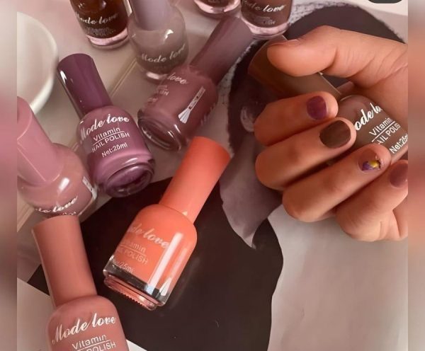 Made Love Colors Permanent Nail Polish 12pcs Pack For Women (random Color)